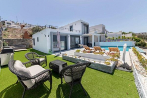 3BR-Villa with Private Pool, BBQ, Sea View-Bodrum Yalikavak